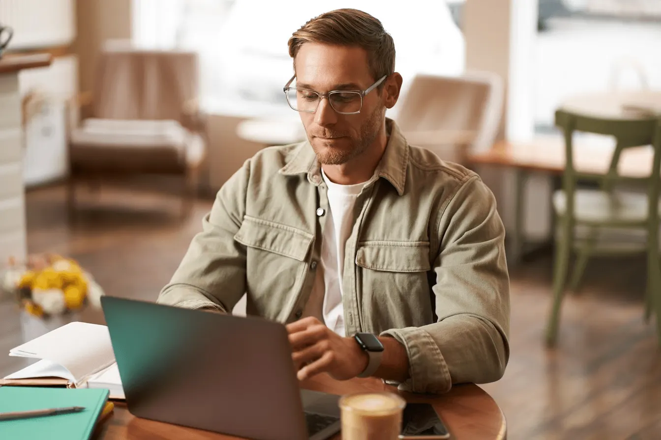 Man using a laptop